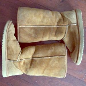 Ugg Classic Genuine Lined Tall Boot